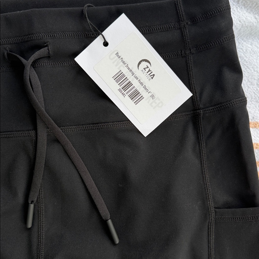 Zyia Black pocket Drawstring Luxe Hustle Shorts - Picture 4 of 4